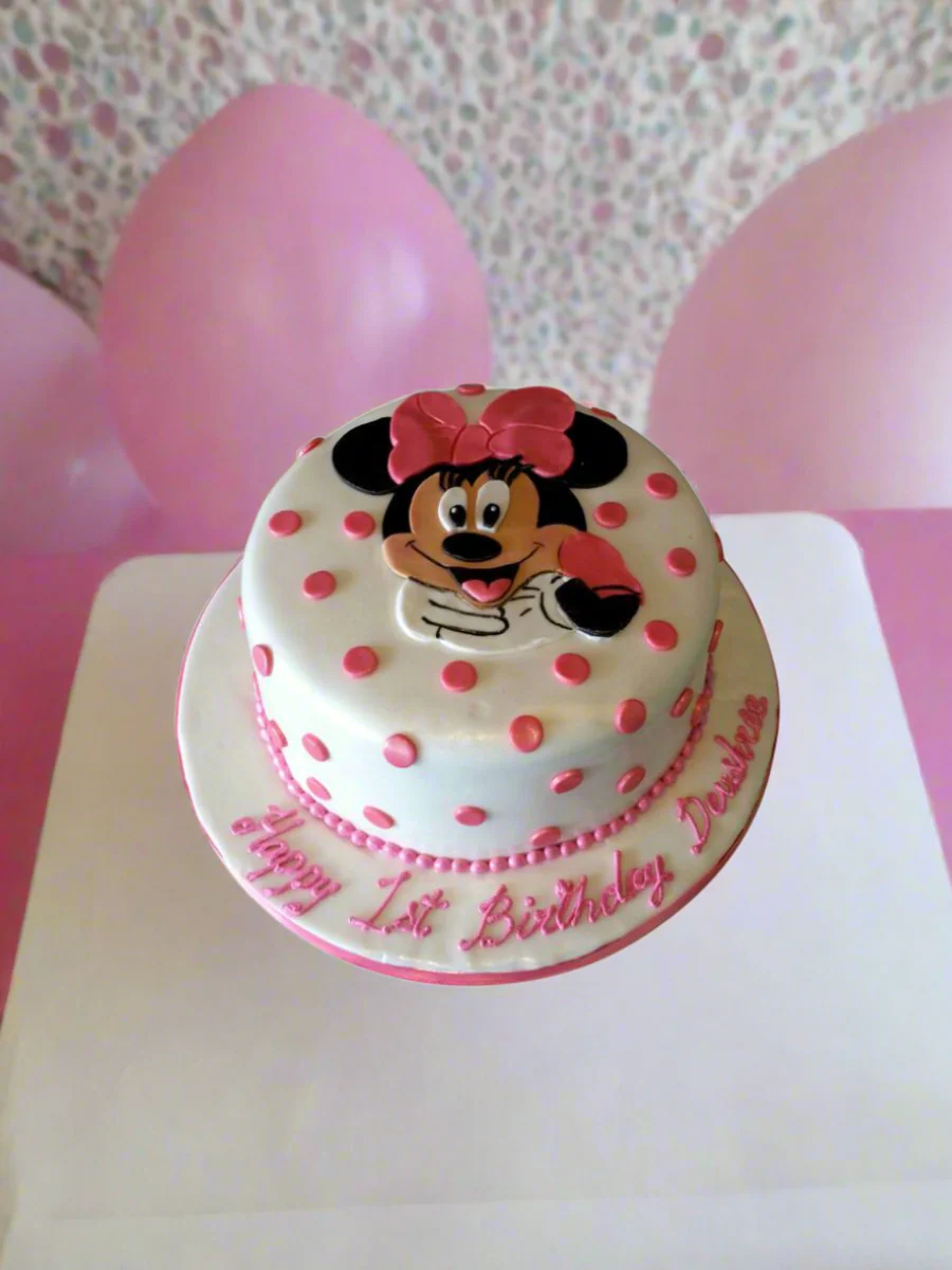 Devshree Minnie Birthday Cake - Image 5