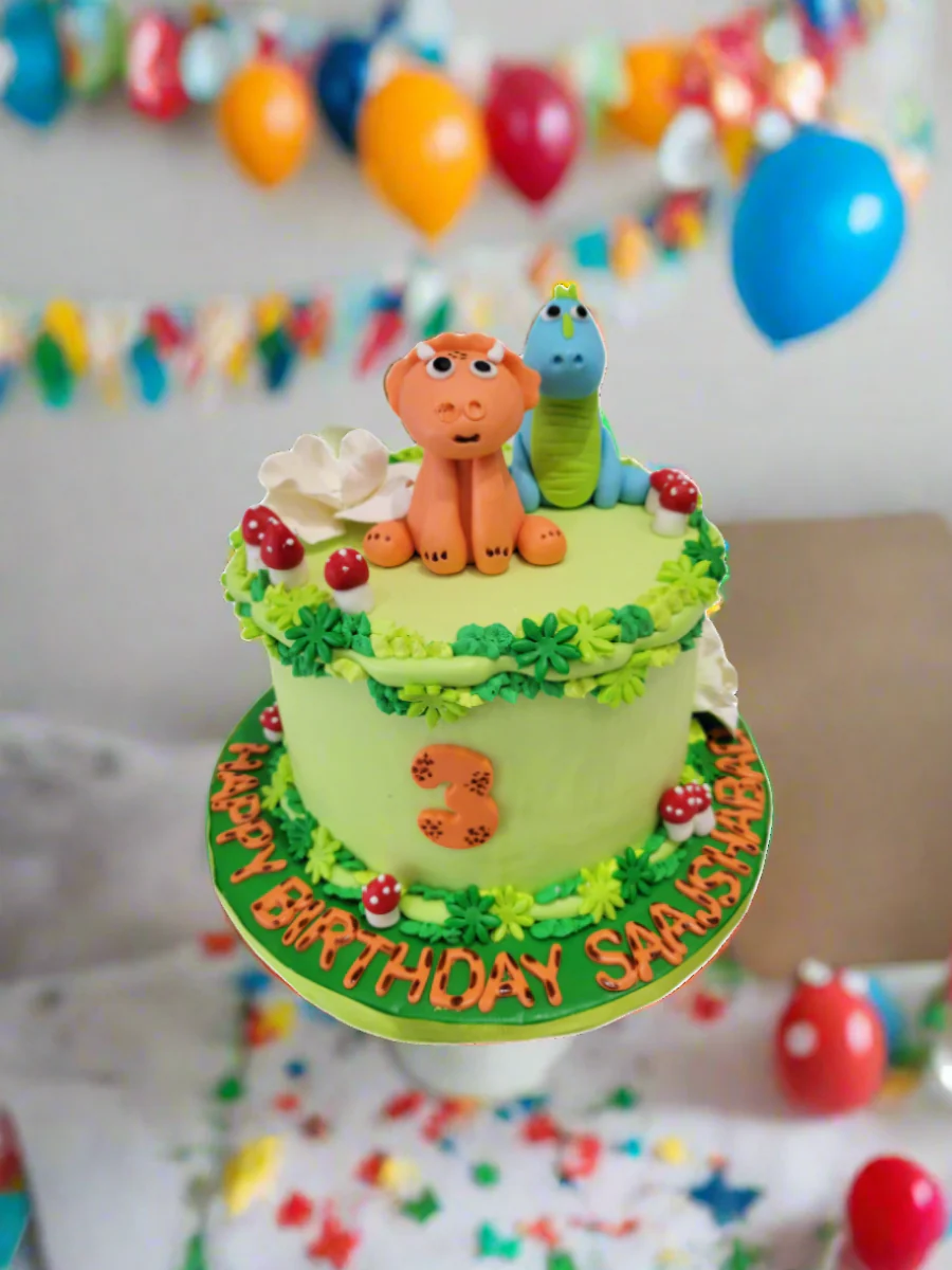 Dinosaur Fondant Cake - Image 2