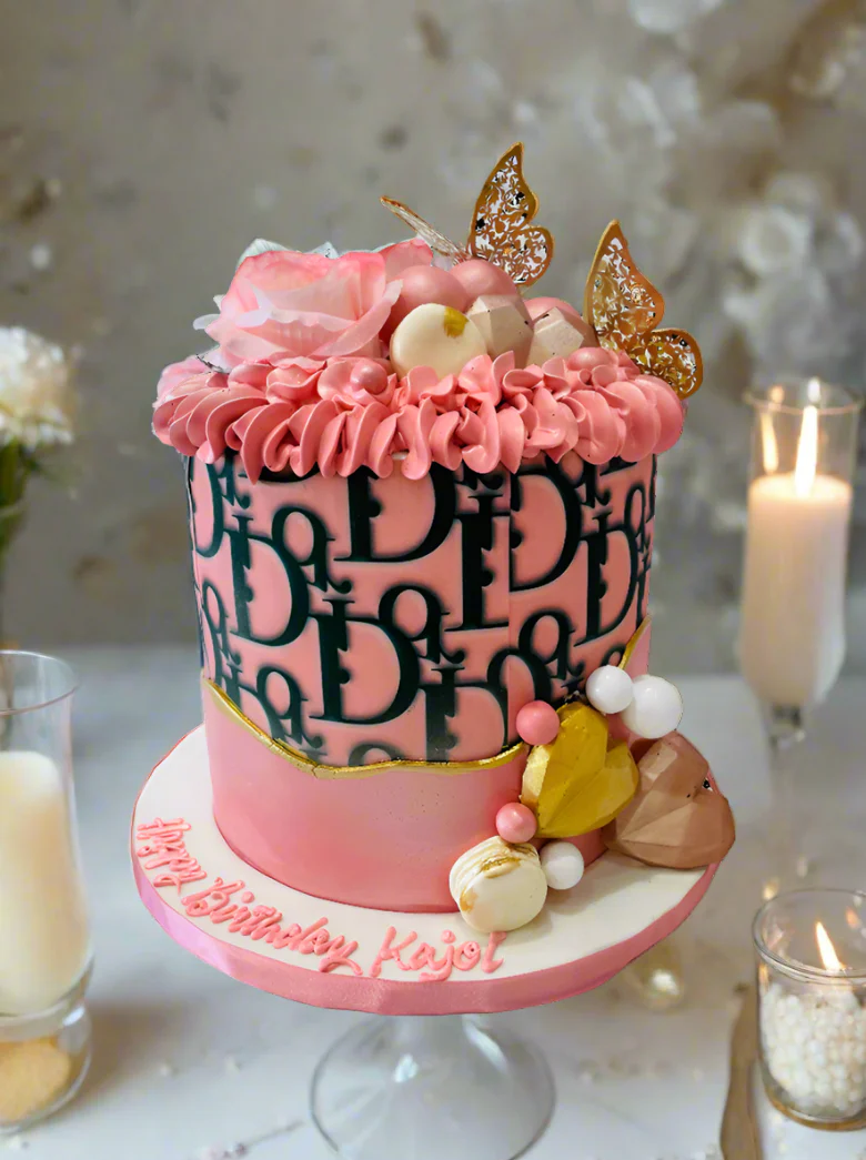 Dior Cream Cream Cake - Image 3