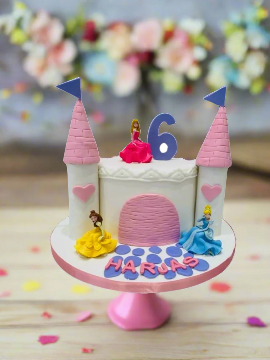 Disney Castle Fondant Cake - Image 2