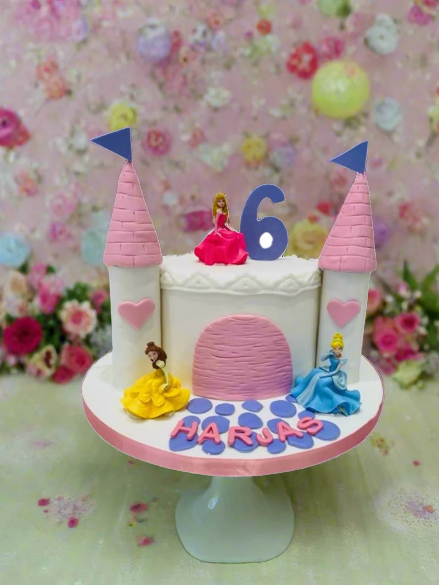Disney Castle Fondant Cake - Image 3