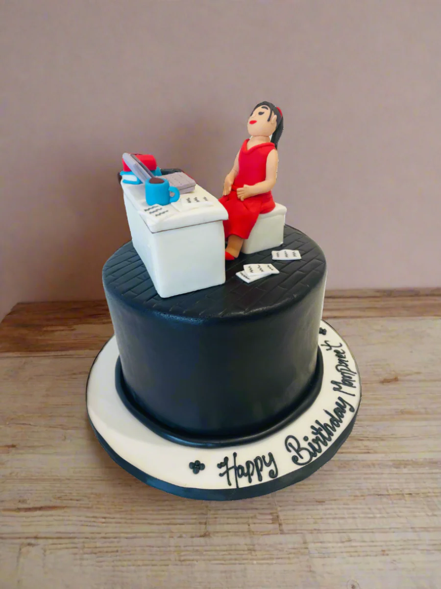 Dispatcher Fondant Cake - Image 5