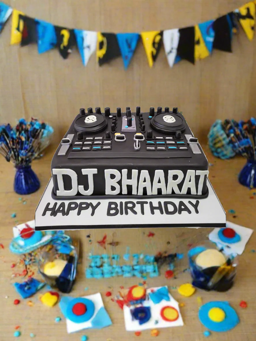 Dj Bhaarat Fondent Cake - Image 2