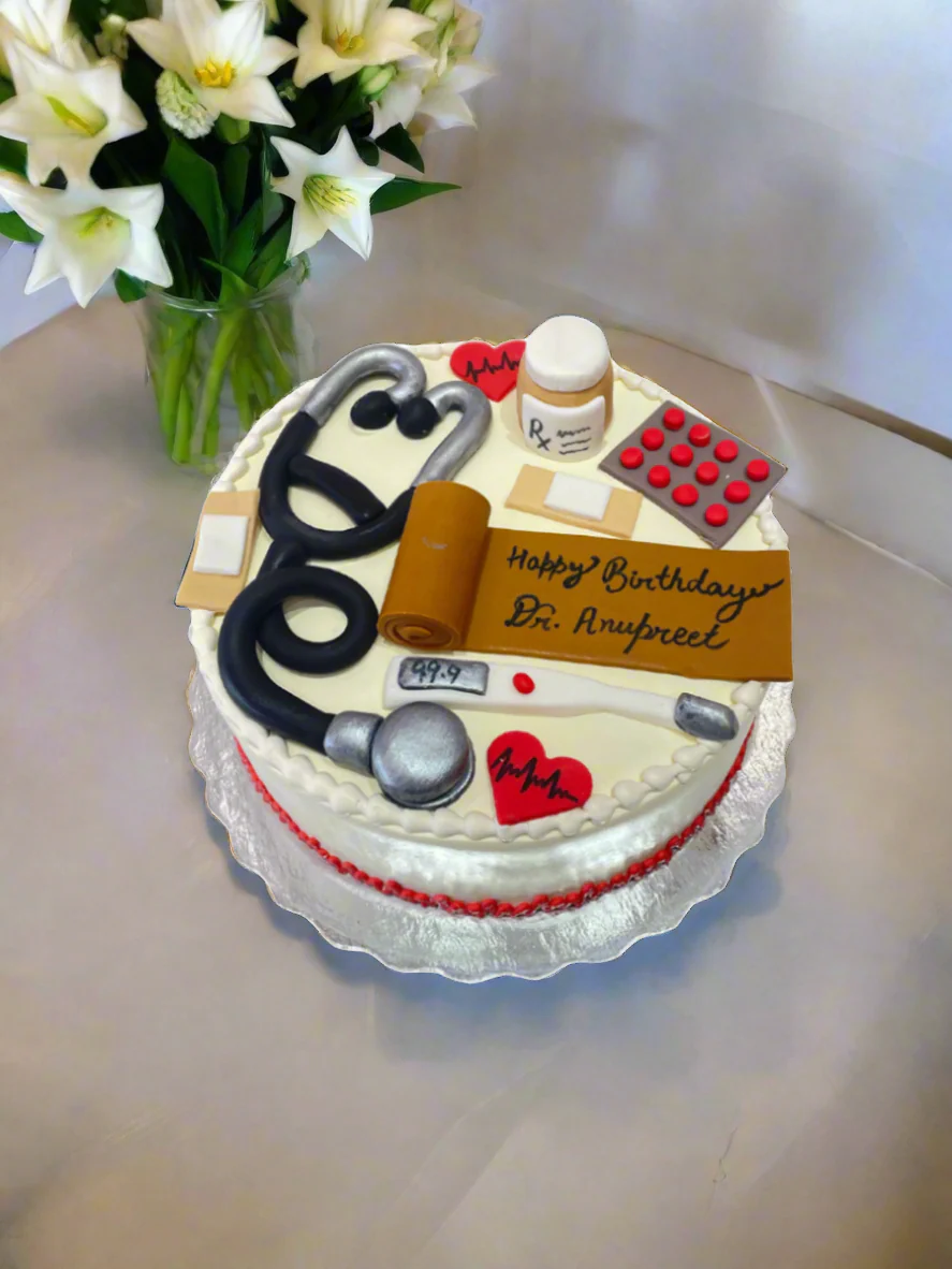 Doctor Equipment Cream Cake - Image 3