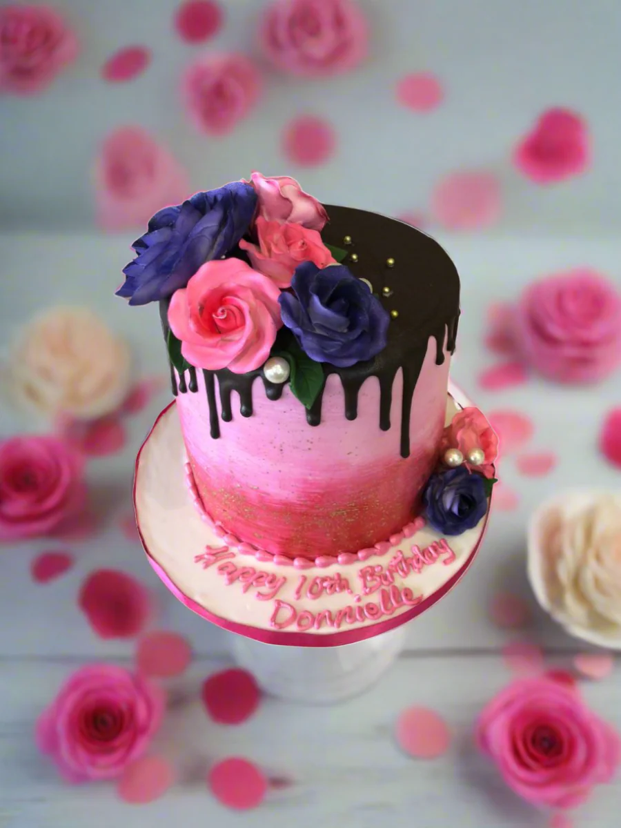 Donnielle Fondant Cake - Image 5