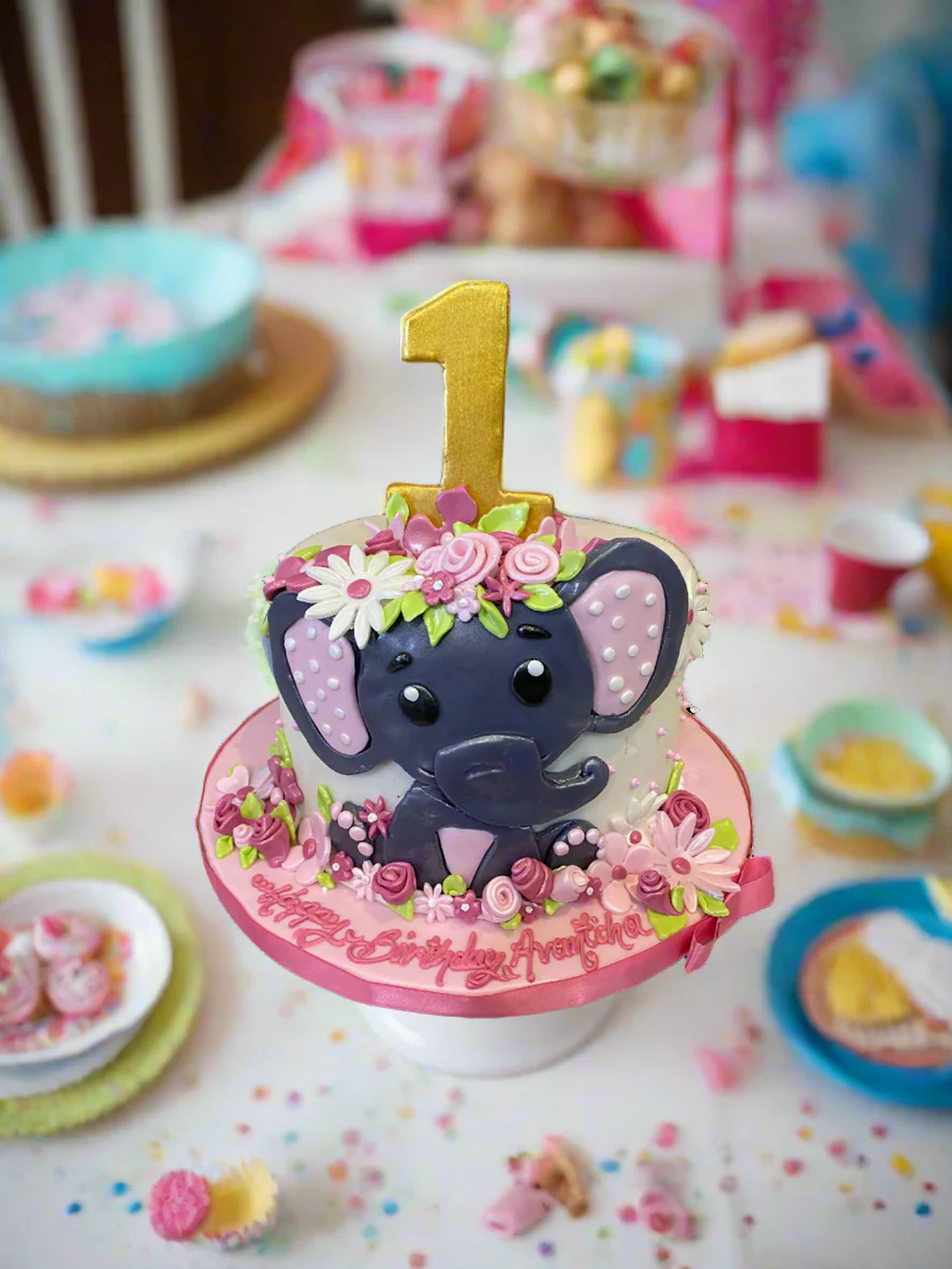 Elephant Fondant Cake - Image 3