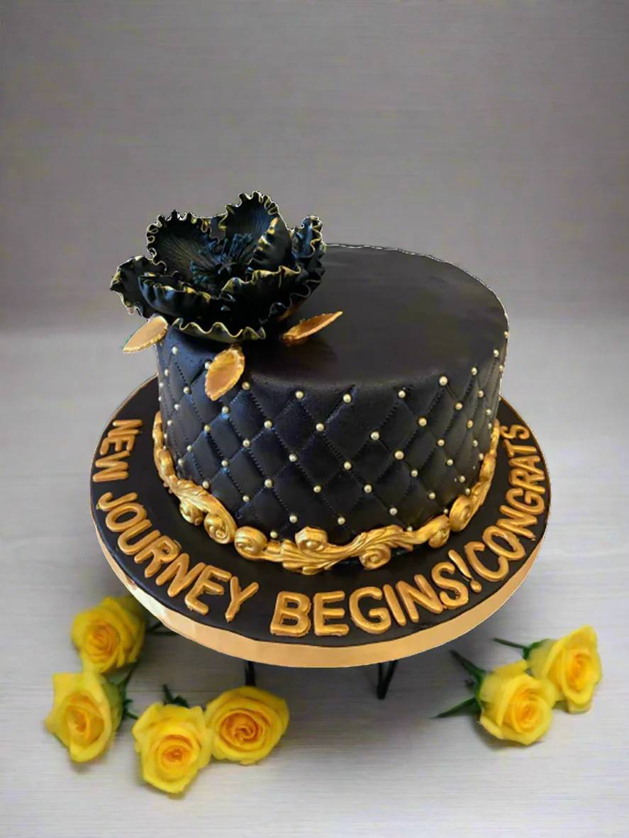 Emily Black & Gold Fondant Cake - Image 3