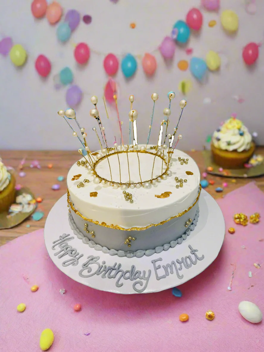 Emrat Crown Birthday Cake - Image 3