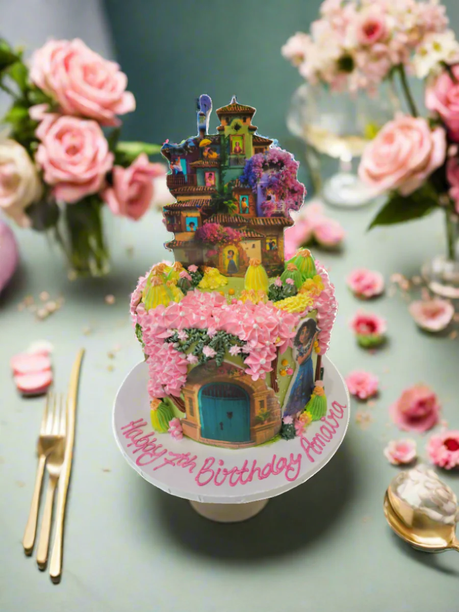 Encanto Charm Cream Cake - Image 3