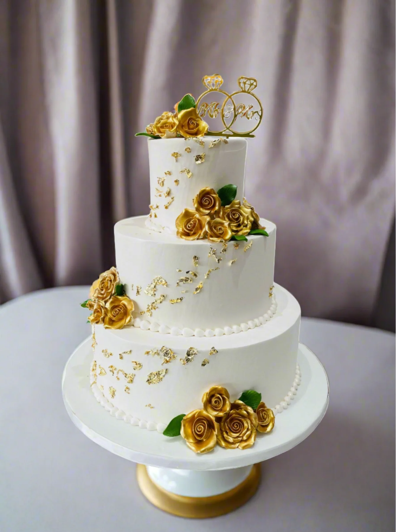 Esvet Golden Wedding Cake - Image 3