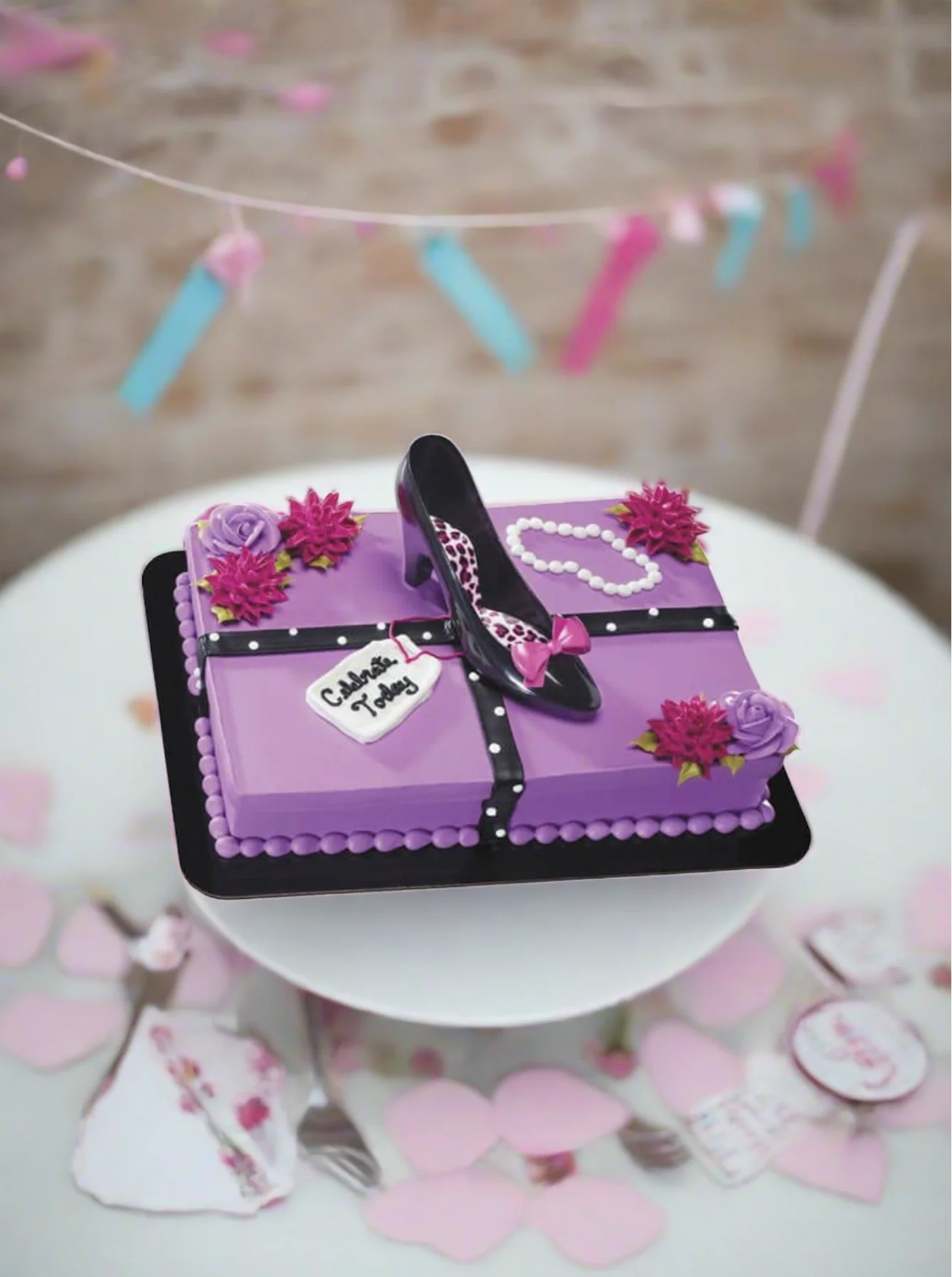 Favorite High Heels Cake - Image 2