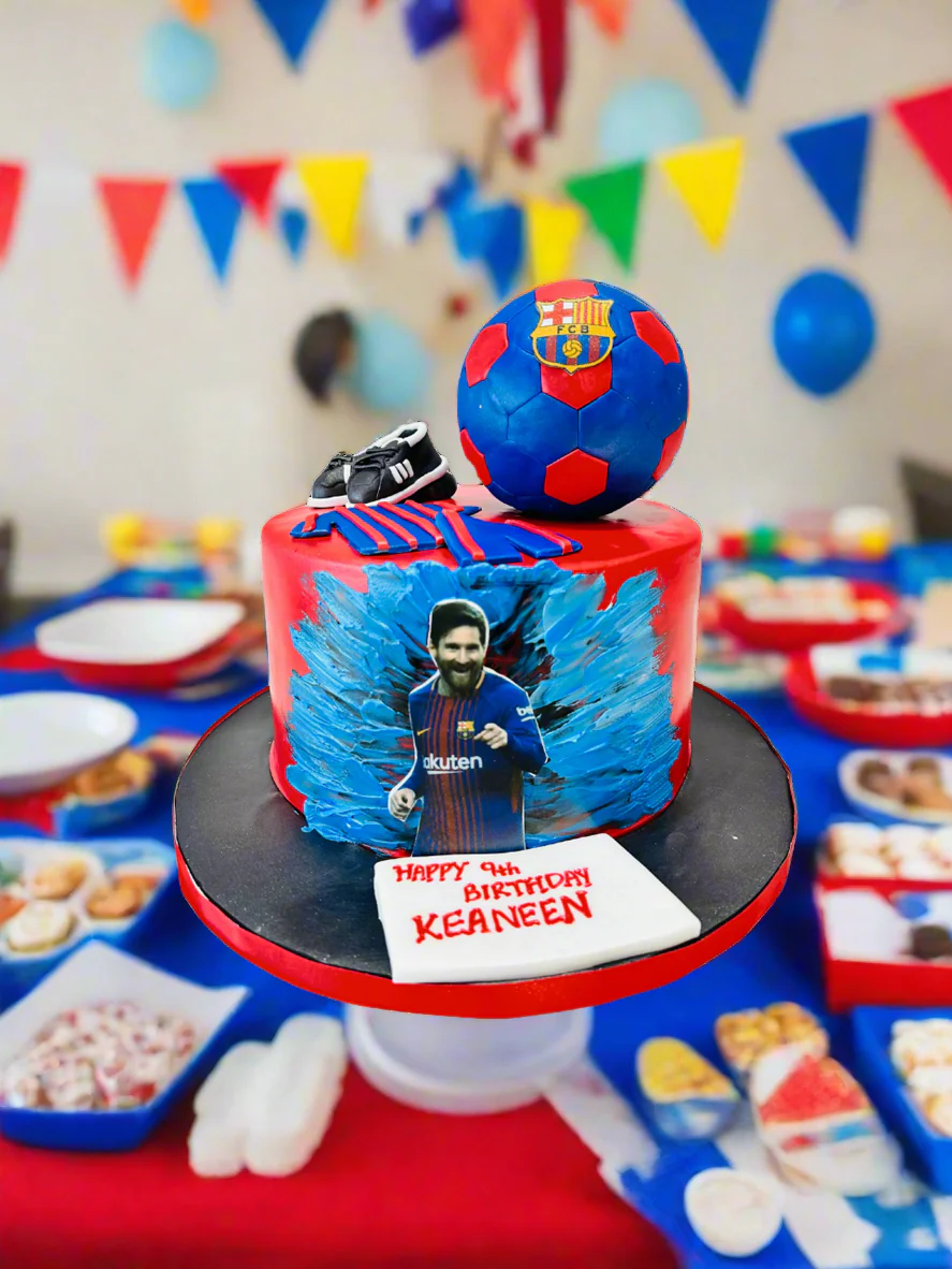 Fcb Fan Fondant Cake - Image 2