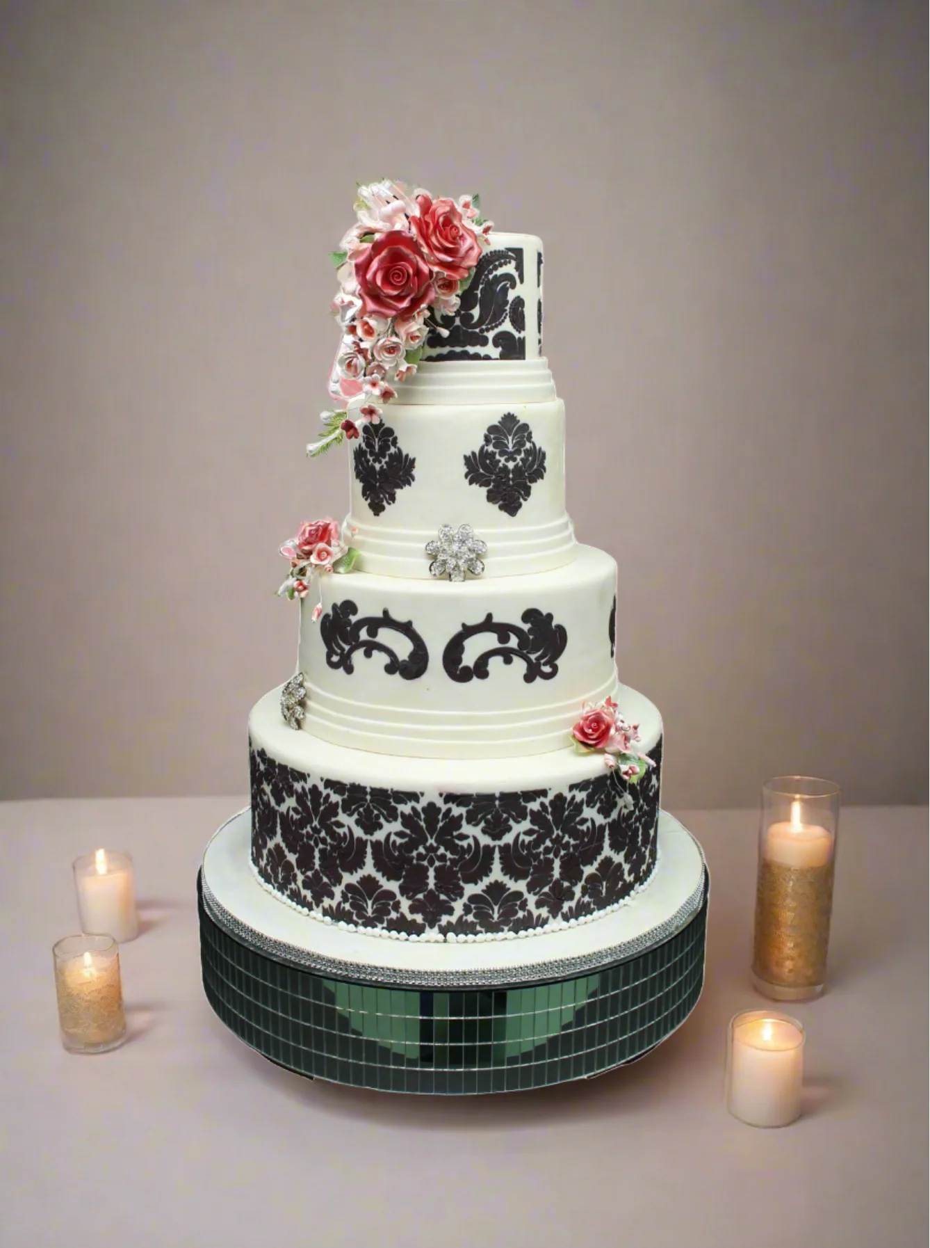 Flora Damask Wedding Cake - Image 2