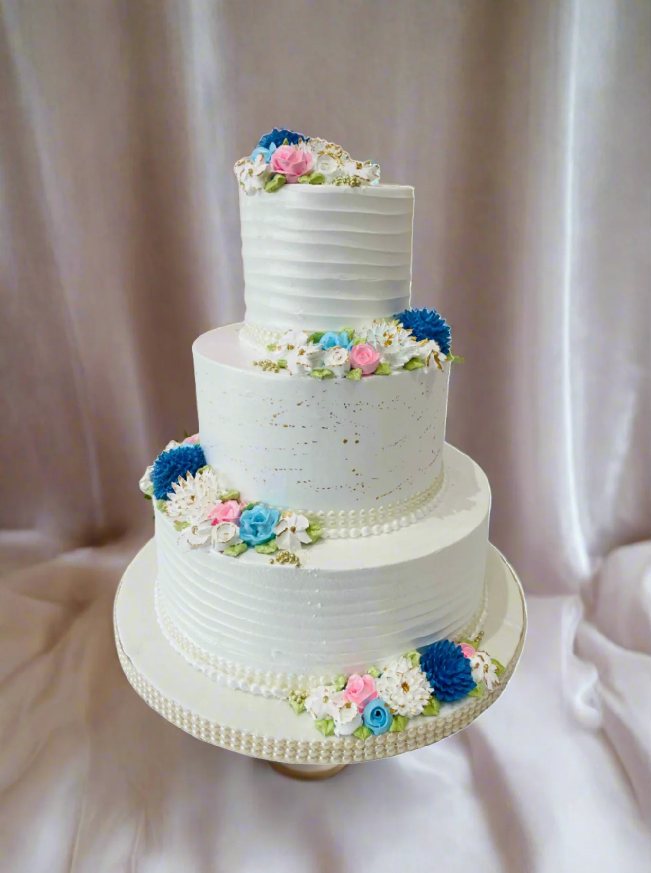 Floral Wedding Cream Cake - Image 3
