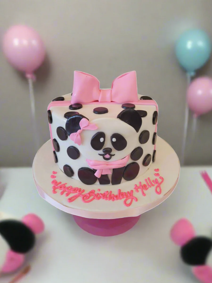 Helly Panda Fondant Cake - Image 2