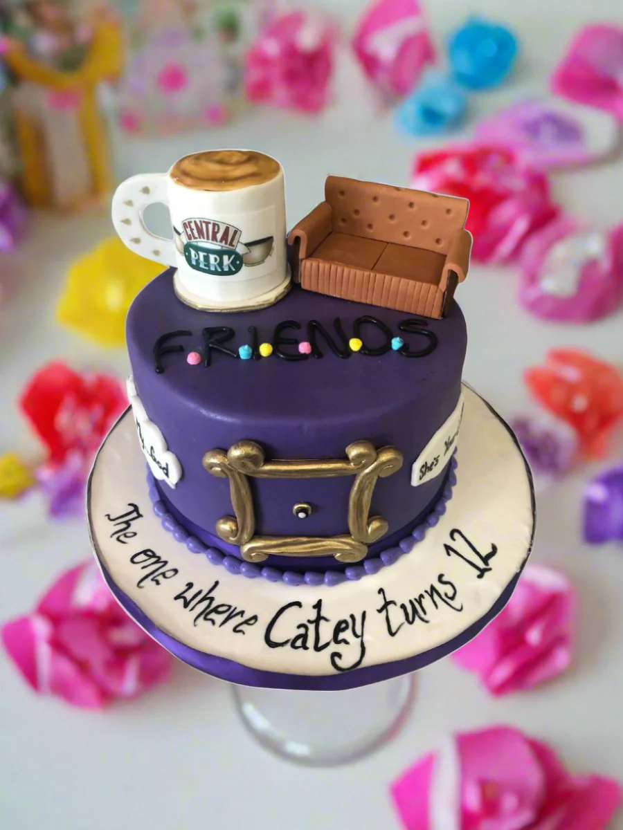Friends Fondant Cake - Image 5