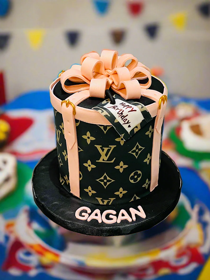 Gagan Louis Vuitton Fondant Cake - Image 2