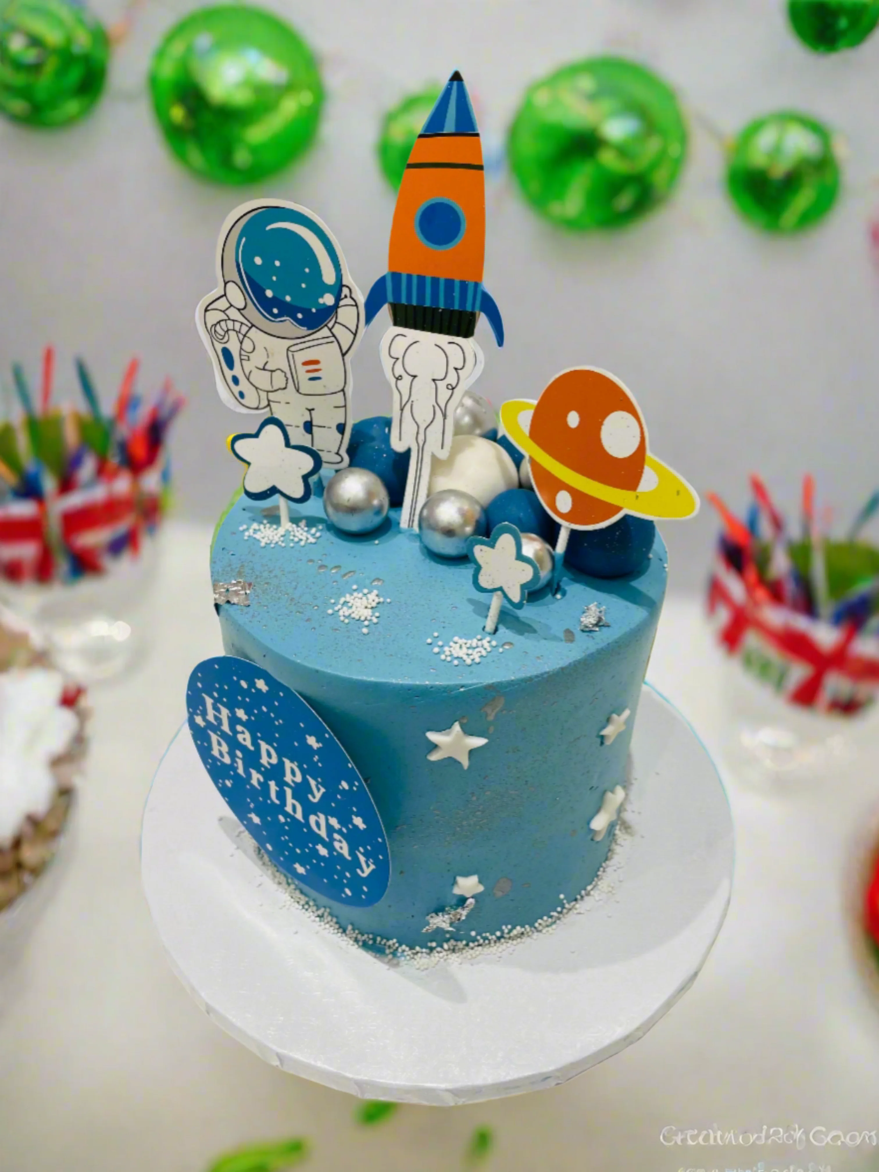 Galaxy Cream Cake - Image 6