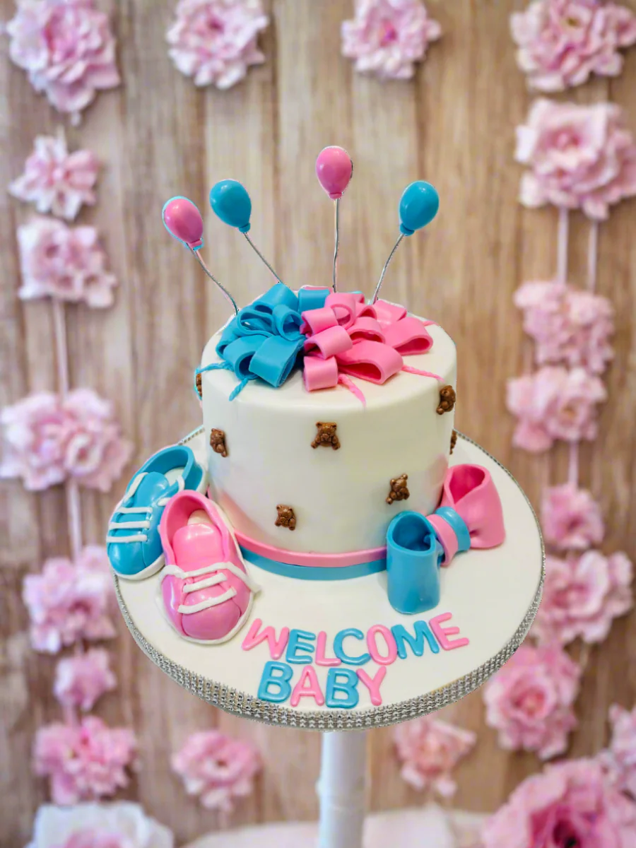 Gender Neutral Booty Baby Shower Cake - Image 6