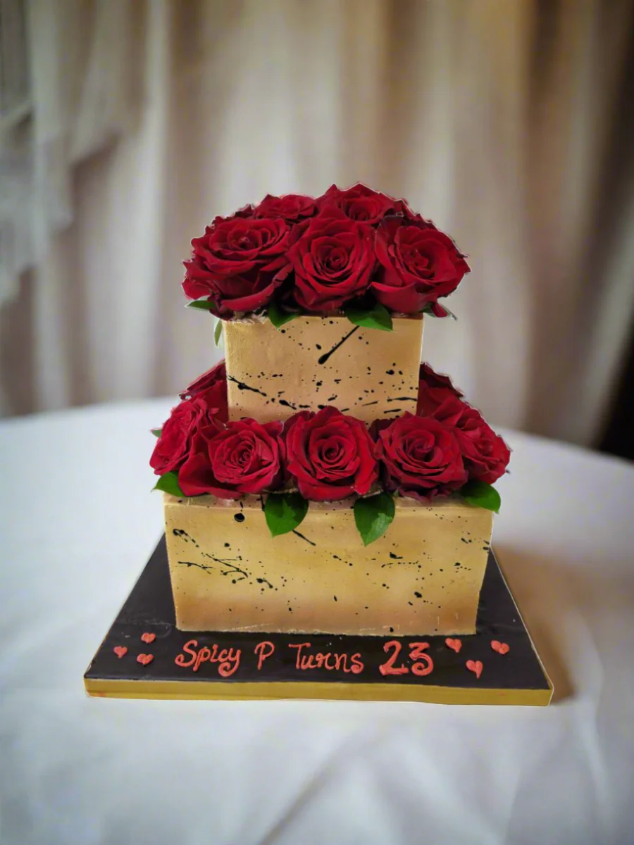 Golden Red Rose Cream Wedding Cake - Image 5