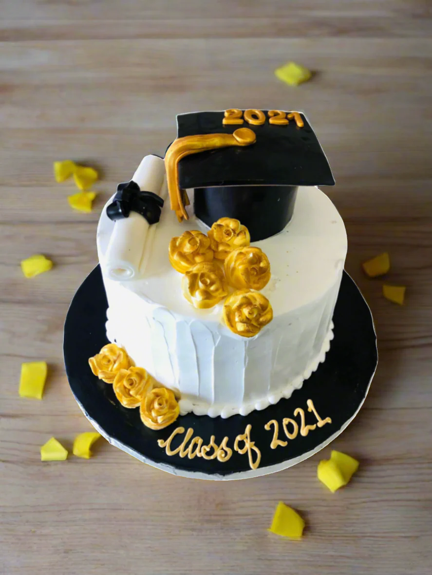 Graduation Cream Cake - Image 2