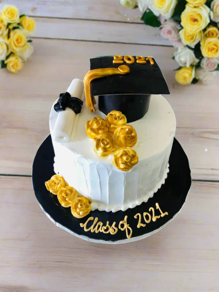 Graduation Cream Cake - Image 3