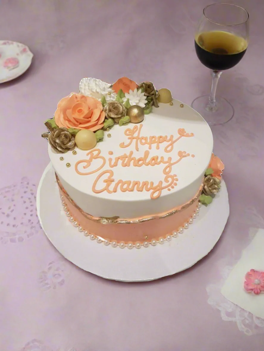Granny Peach Flower Cake - Image 3