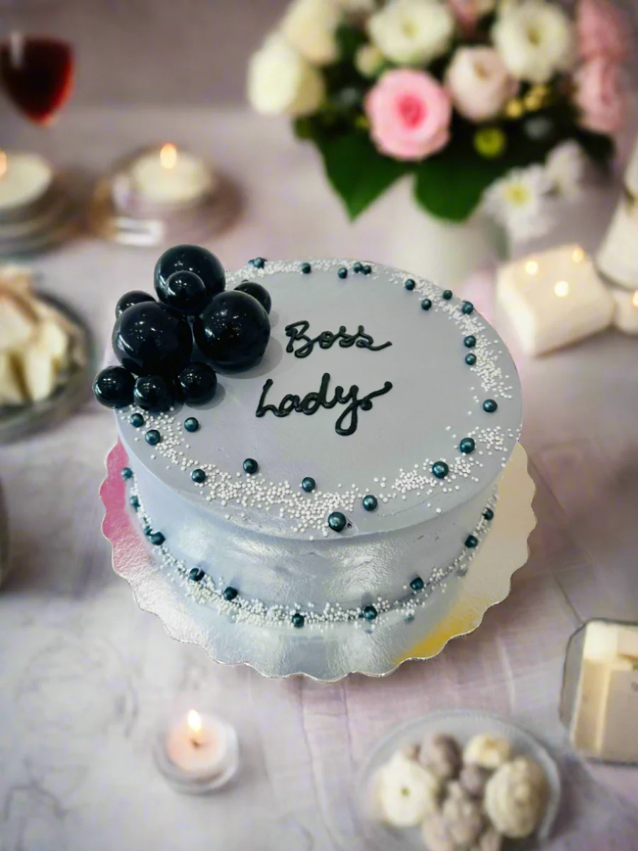 Grey & Black Cream Cake - Image 5