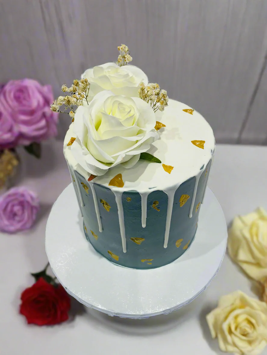 Grey & Ivory Drizzle Cream Cake - Image 3