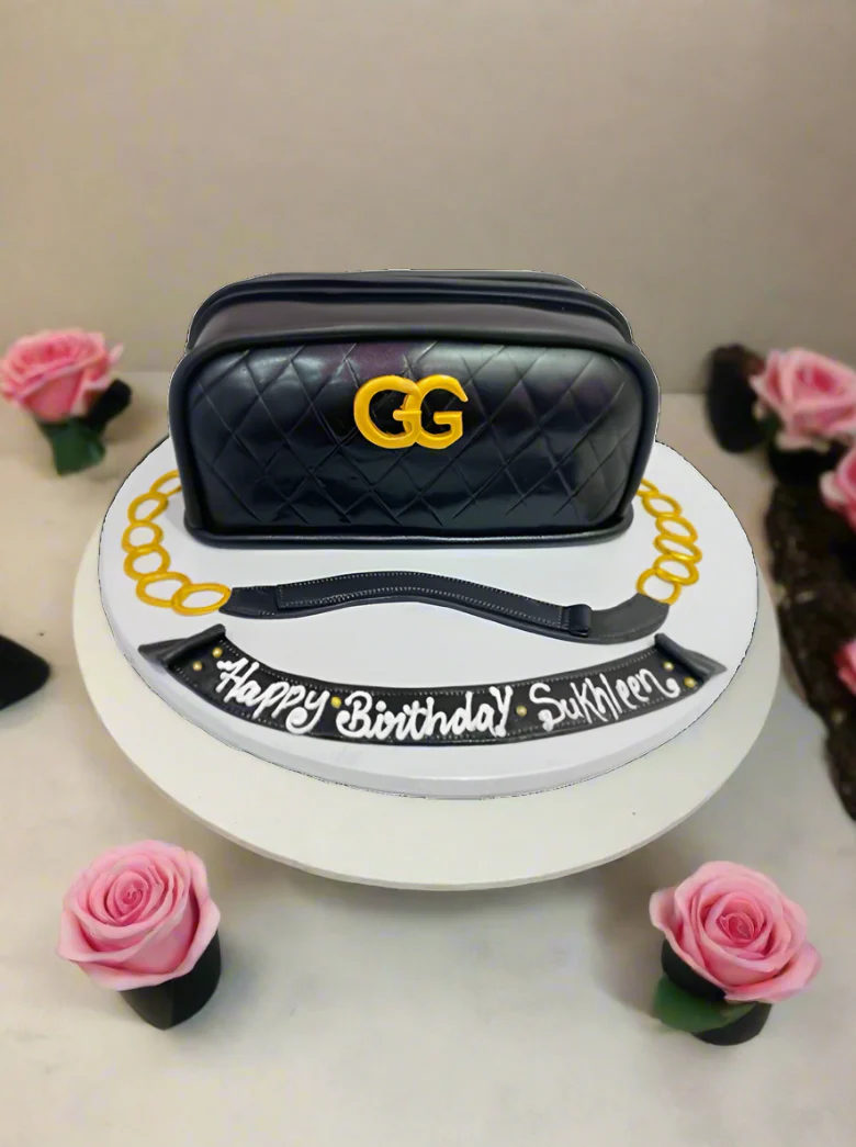Gucci Fondant Bag Cake - Image 3
