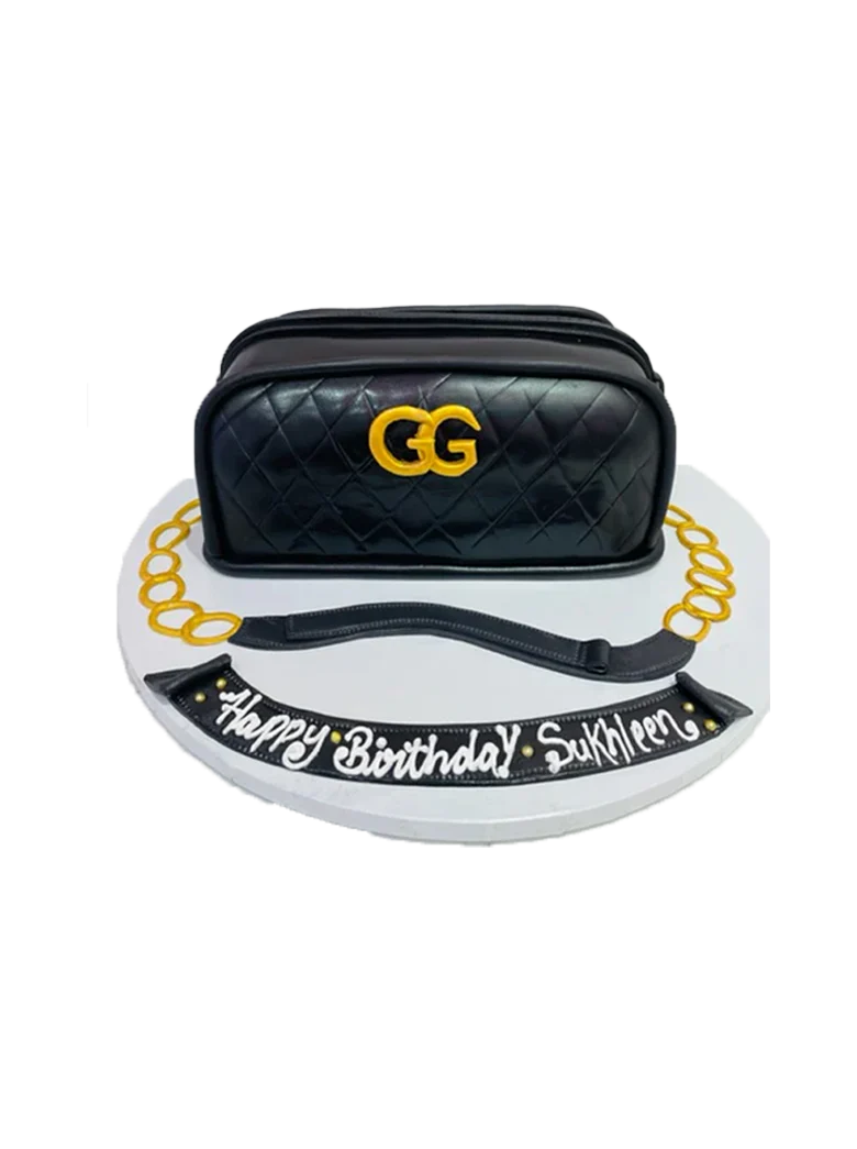 Gucci Fondant Bag Cake - Image 4