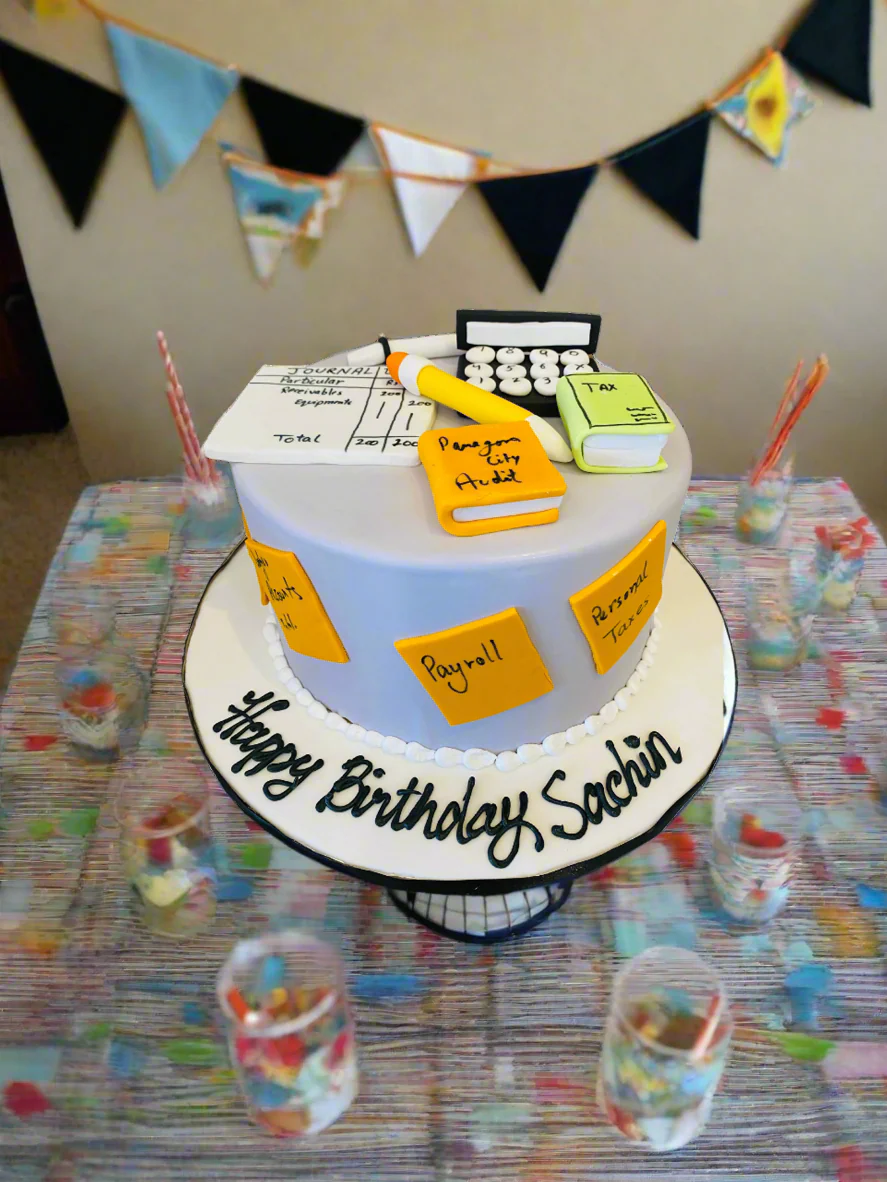 Hr Bookeeping Fondant Cake - Image 2