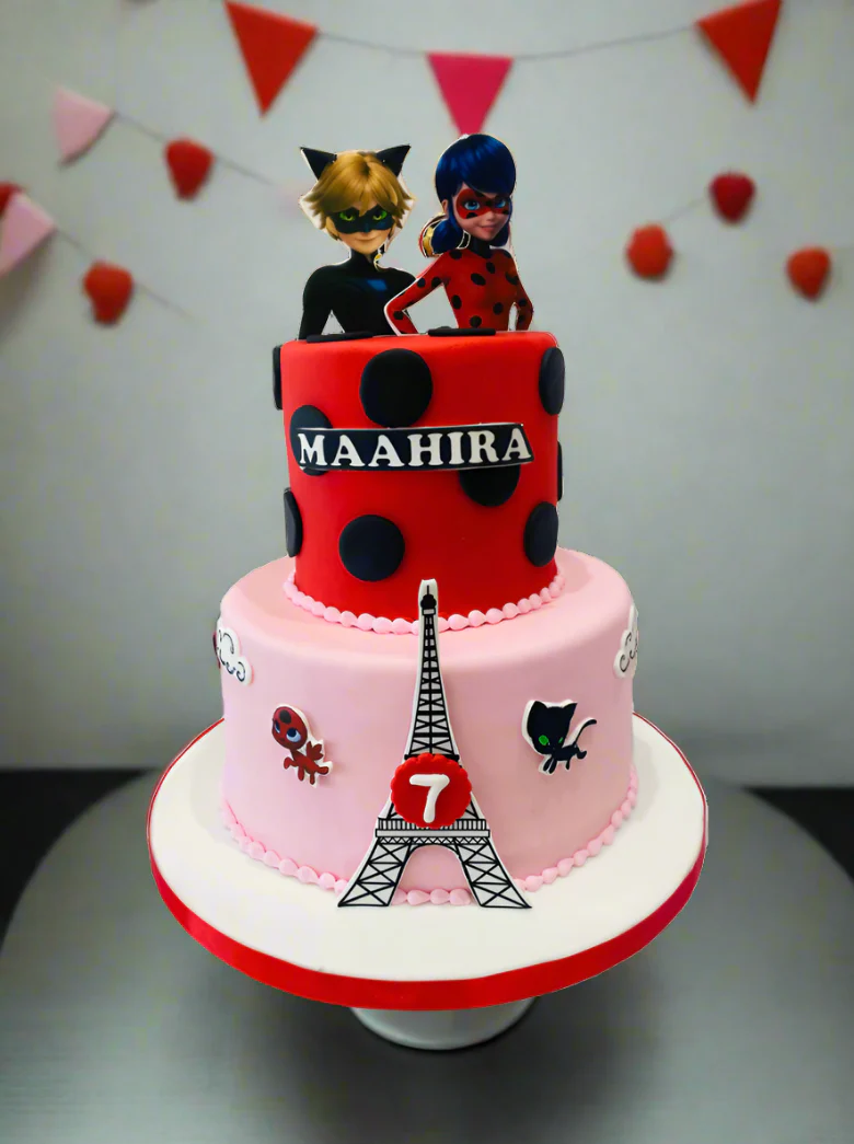 Incredibles Fondant Cake - Image 3