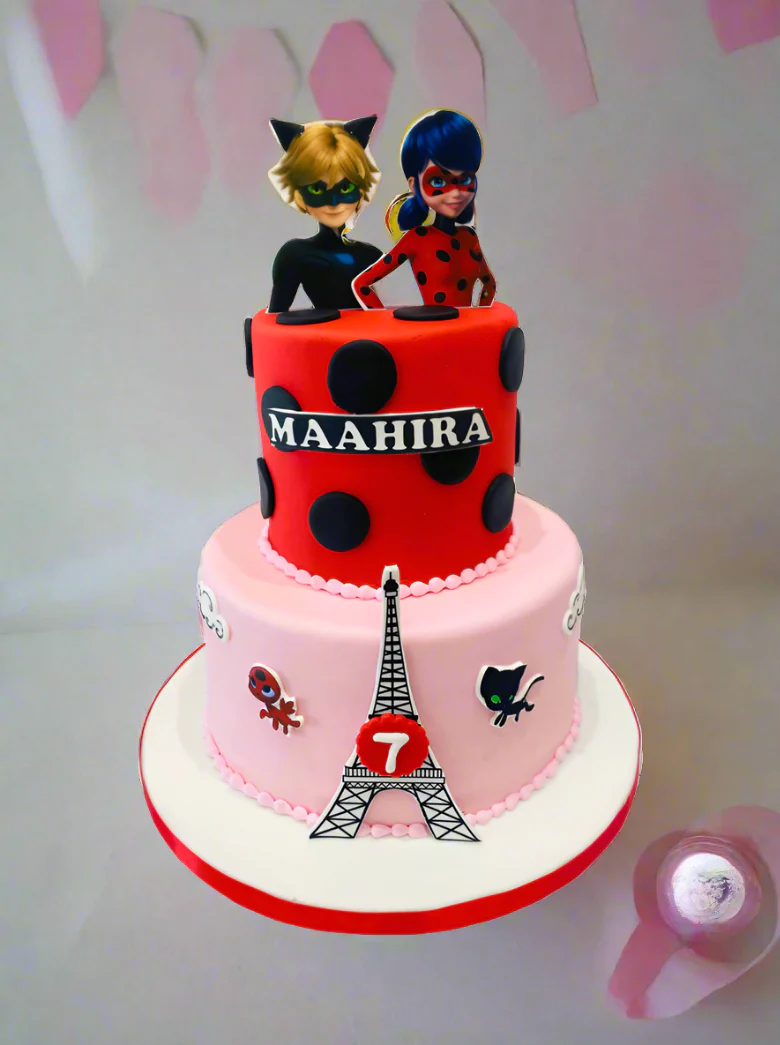 Incredibles Fondant Cake - Image 6