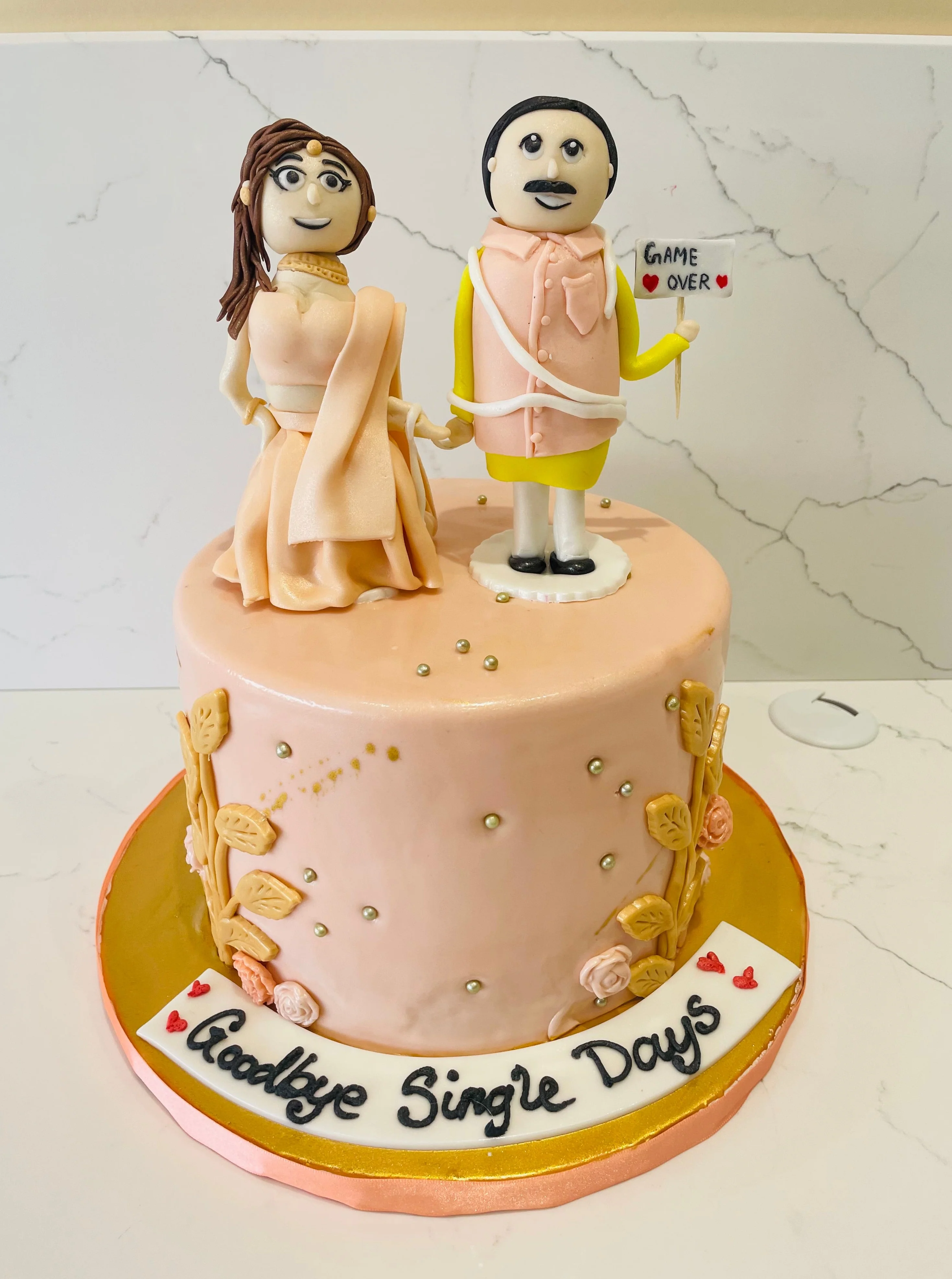 Indian Couple Wedding Cake - Image 4