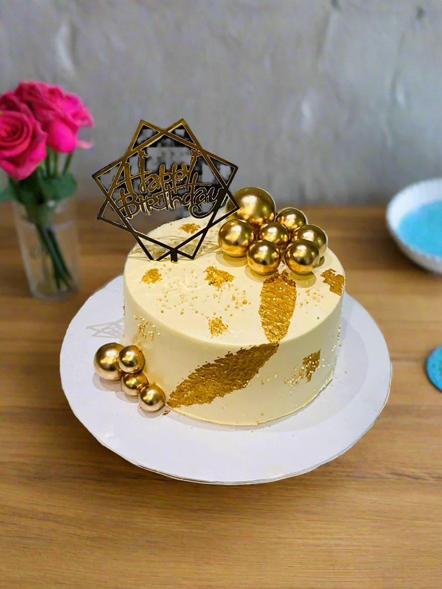 Ivory And Gold Cream Cake - Image 3