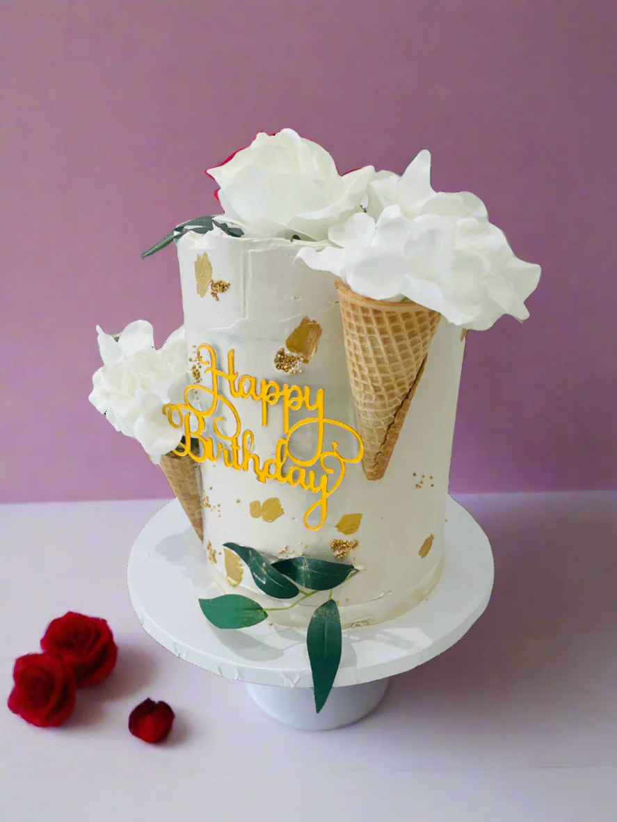 Ivory & Gold Cone Cream Cake - Image 3