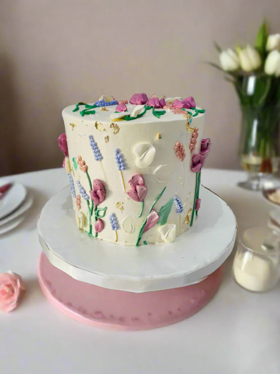 Ivory Lavender Floral Cake - Image 6