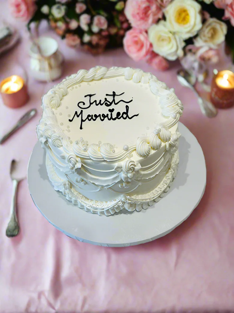 Ivory Pearl Birthday Cake - Image 3