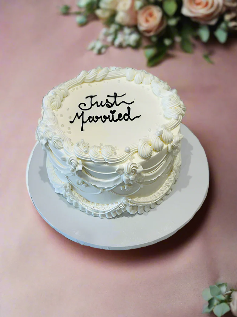 Ivory Pearl Birthday Cake - Image 4