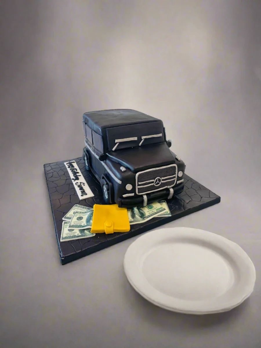 Jeep Fondant Molded Cake - Image 5