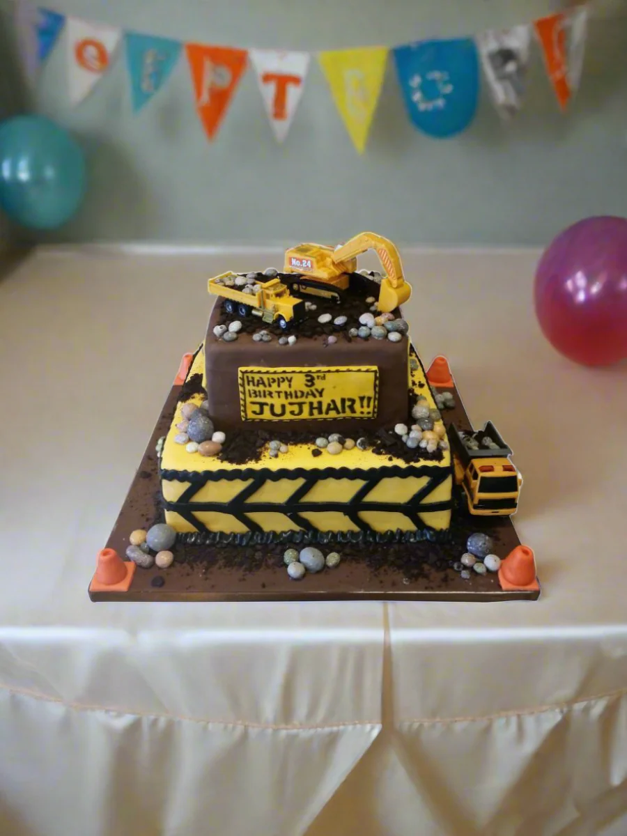 Jujhar Construction Cake - Image 4