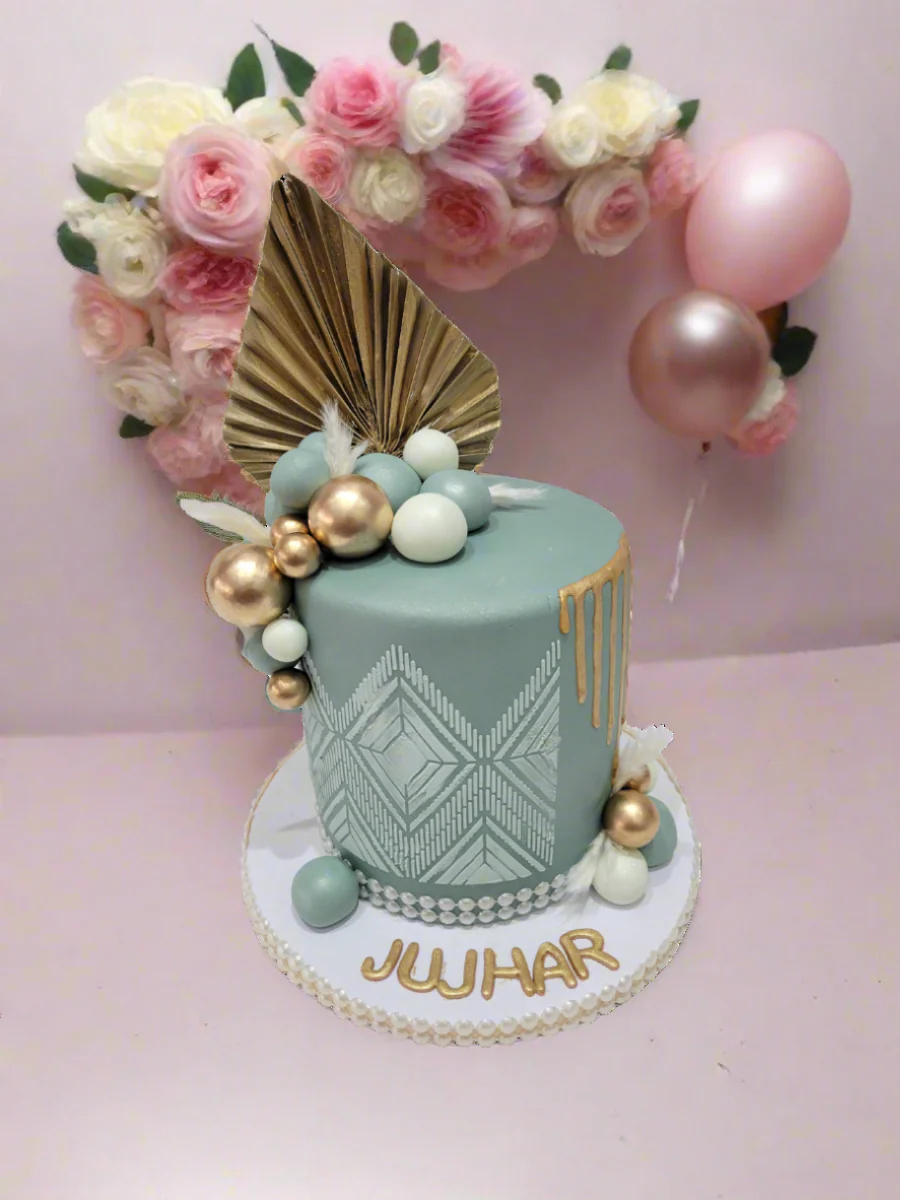 Jujhar Gold Fondant Cake - Image 2