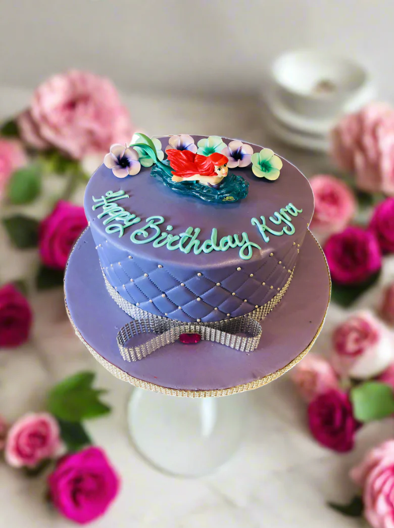 Kyra Ariel Fondant Cake - Image 2