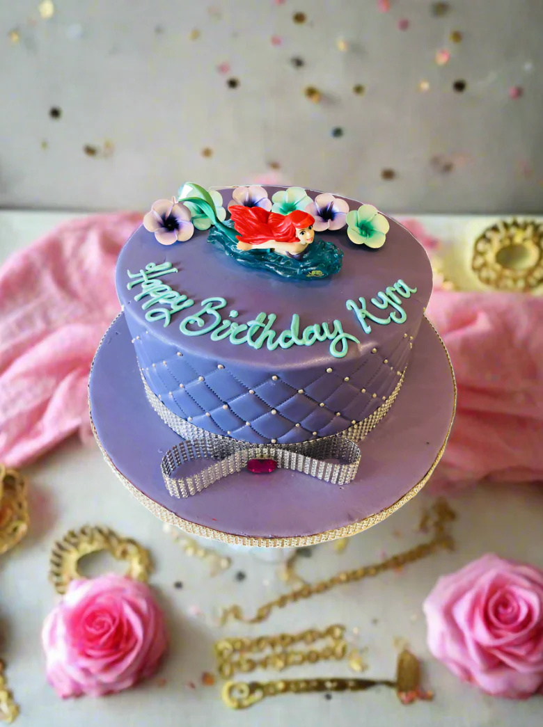 Kyra Ariel Fondant Cake - Image 3