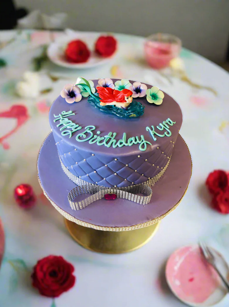 Kyra Ariel Fondant Cake - Image 4