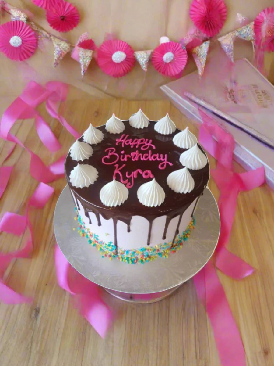 Kyra Birthday Cake - Image 2