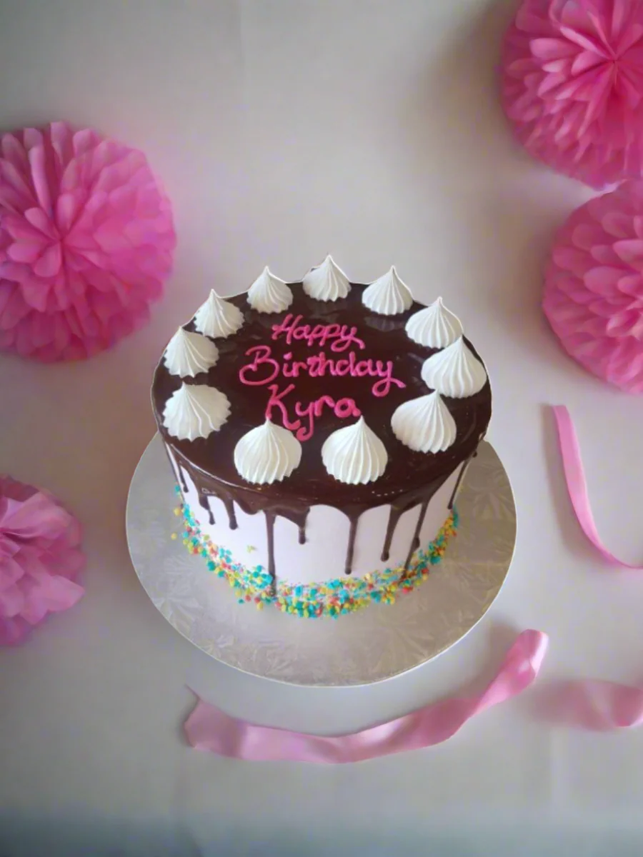 Kyra Birthday Cake - Image 3