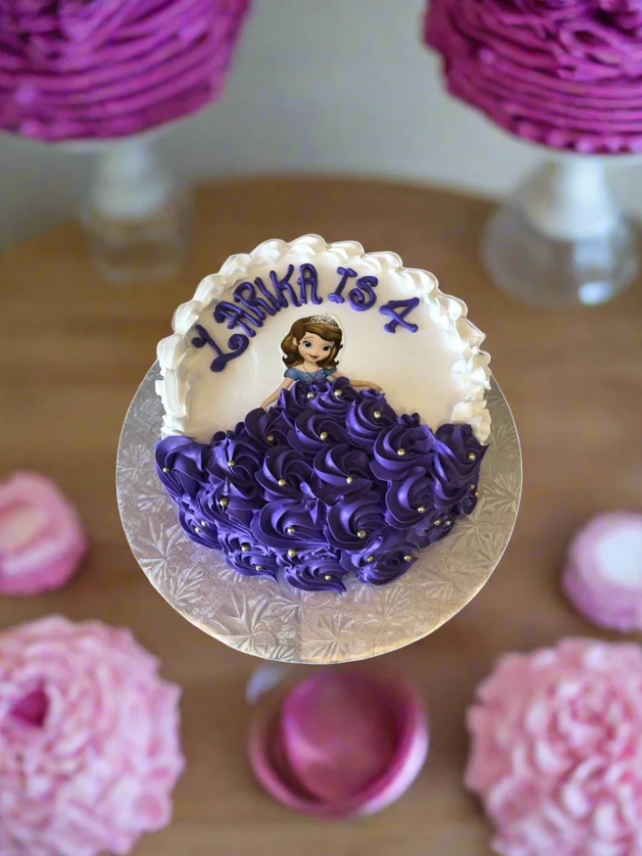 Larika Sofia Birthday Cake - Image 2