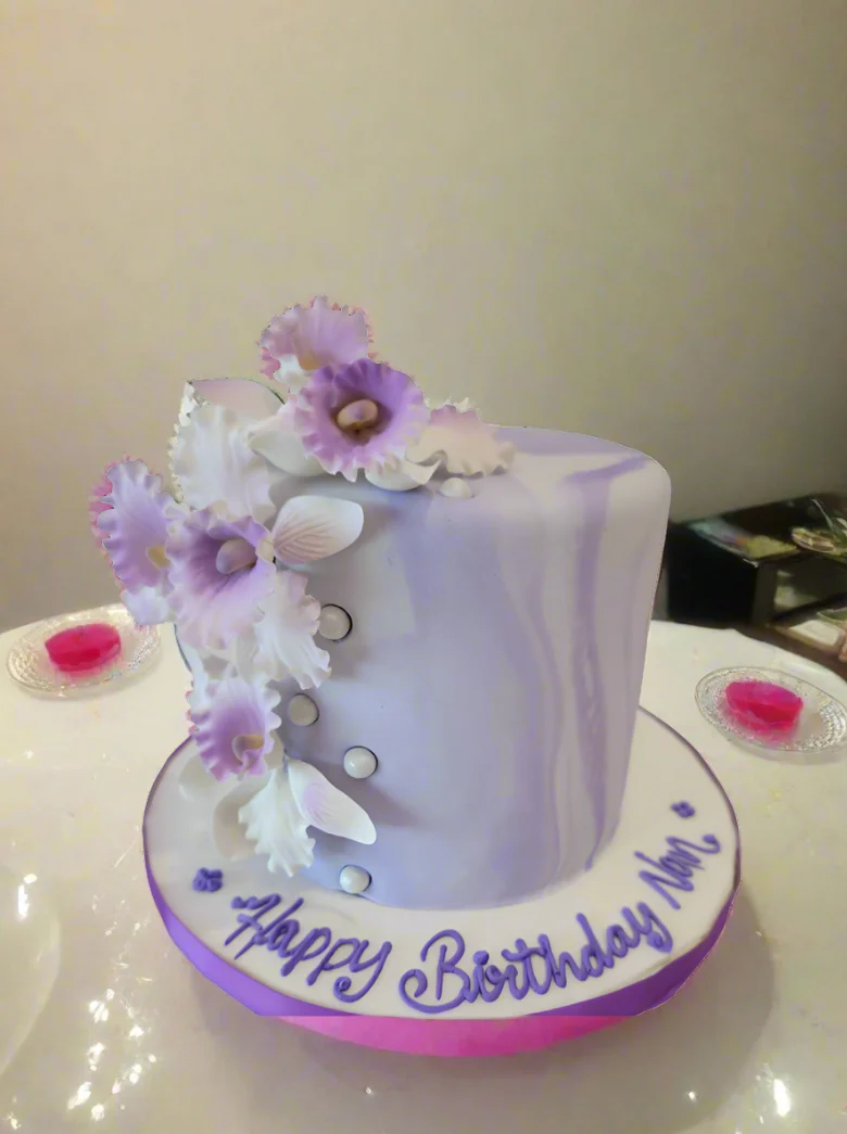 Lavender Marbleized Fondant Cake - Image 5